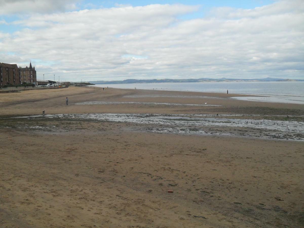 Edinburgh Beach View Apartment Εξωτερικό φωτογραφία